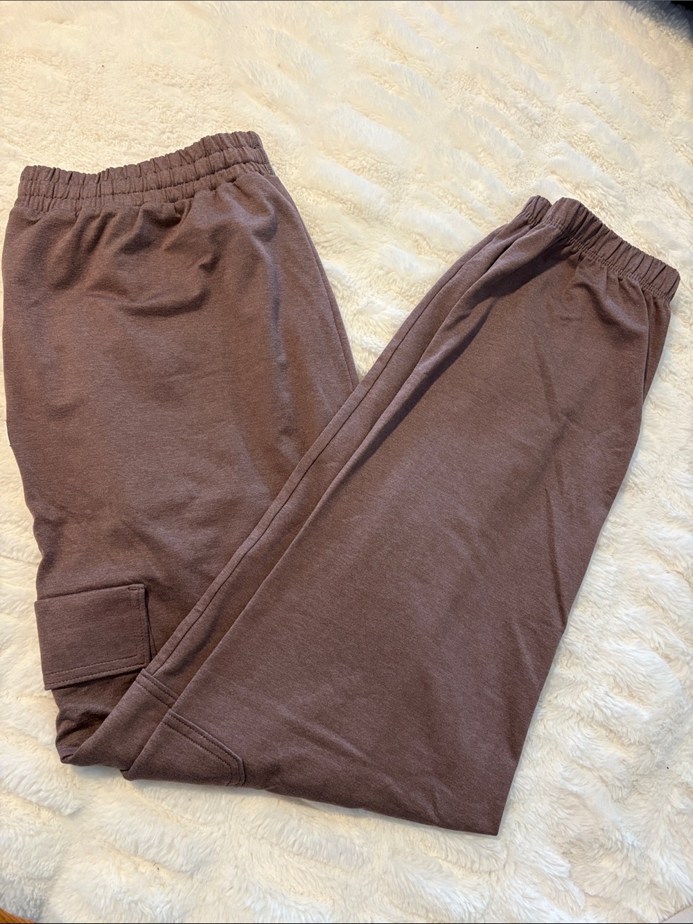 Vuori Women's light brown Track Joggers